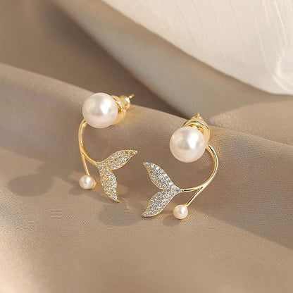 Fishtail Pearl Earrings